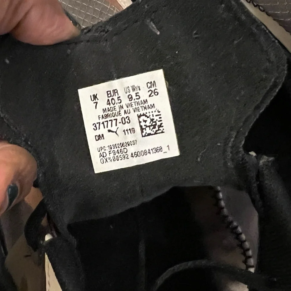 Puma Rise Gym Shoes - Picture 9 of 11